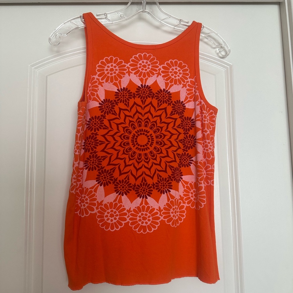Tank Top - Picture 2 of 5